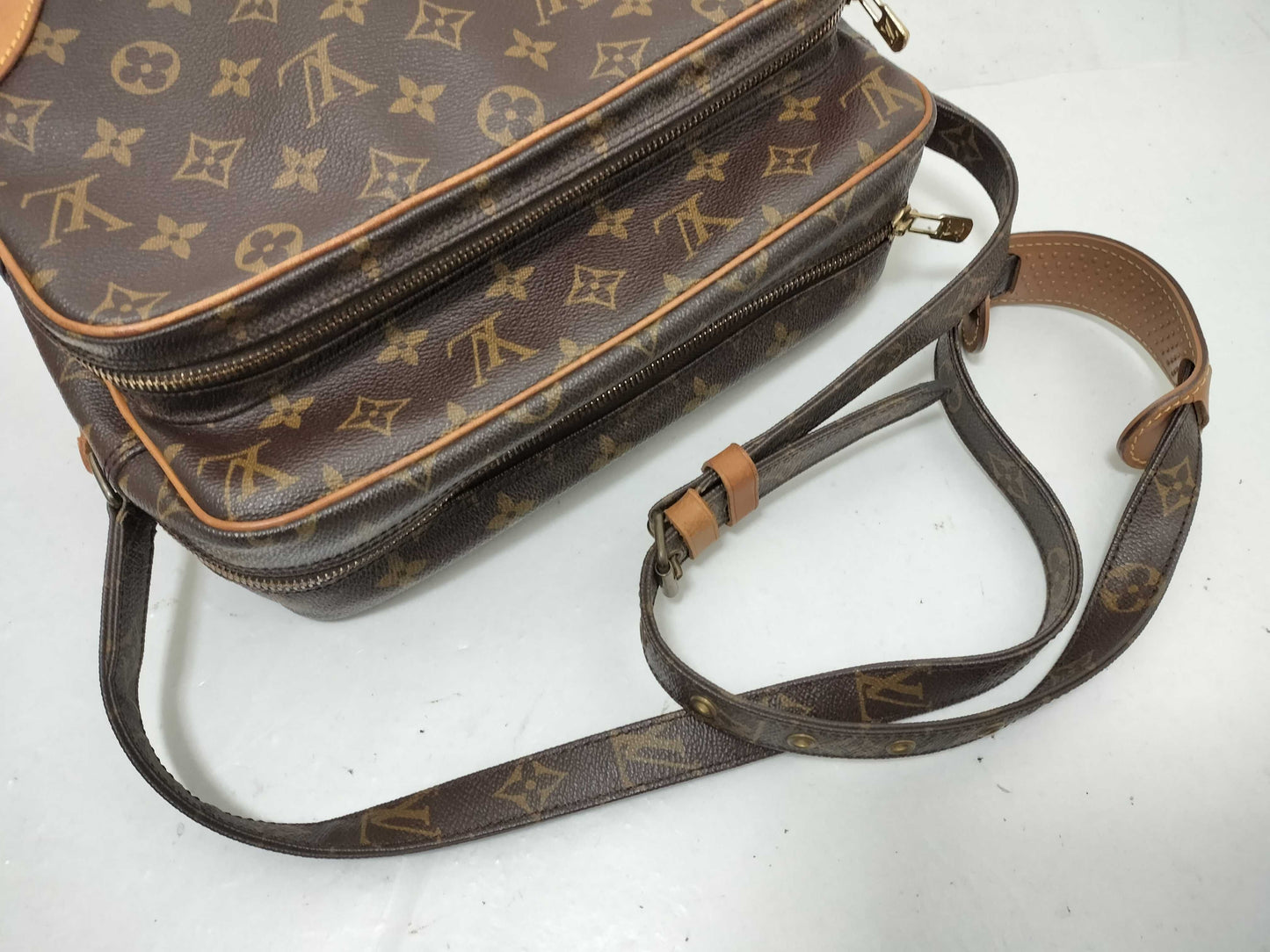LOUIS VUITTON Monogram LV Nile M45244 Monogram Shoulder Bag