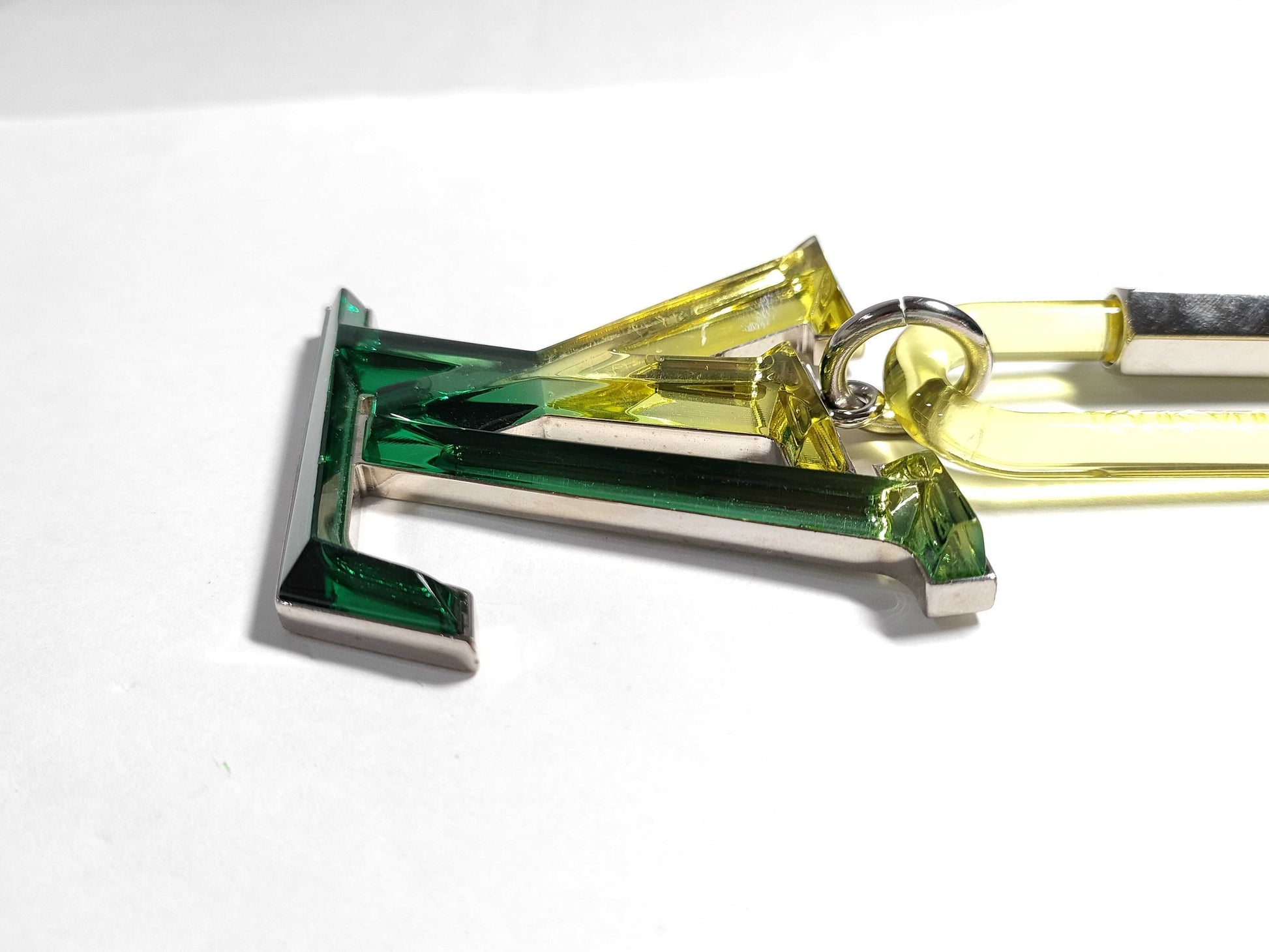 LOUIS VUITTON MP2366 Bijoux Sac LV Prism LE0169 Charm Resin Green x Yellow IE0139 Charm