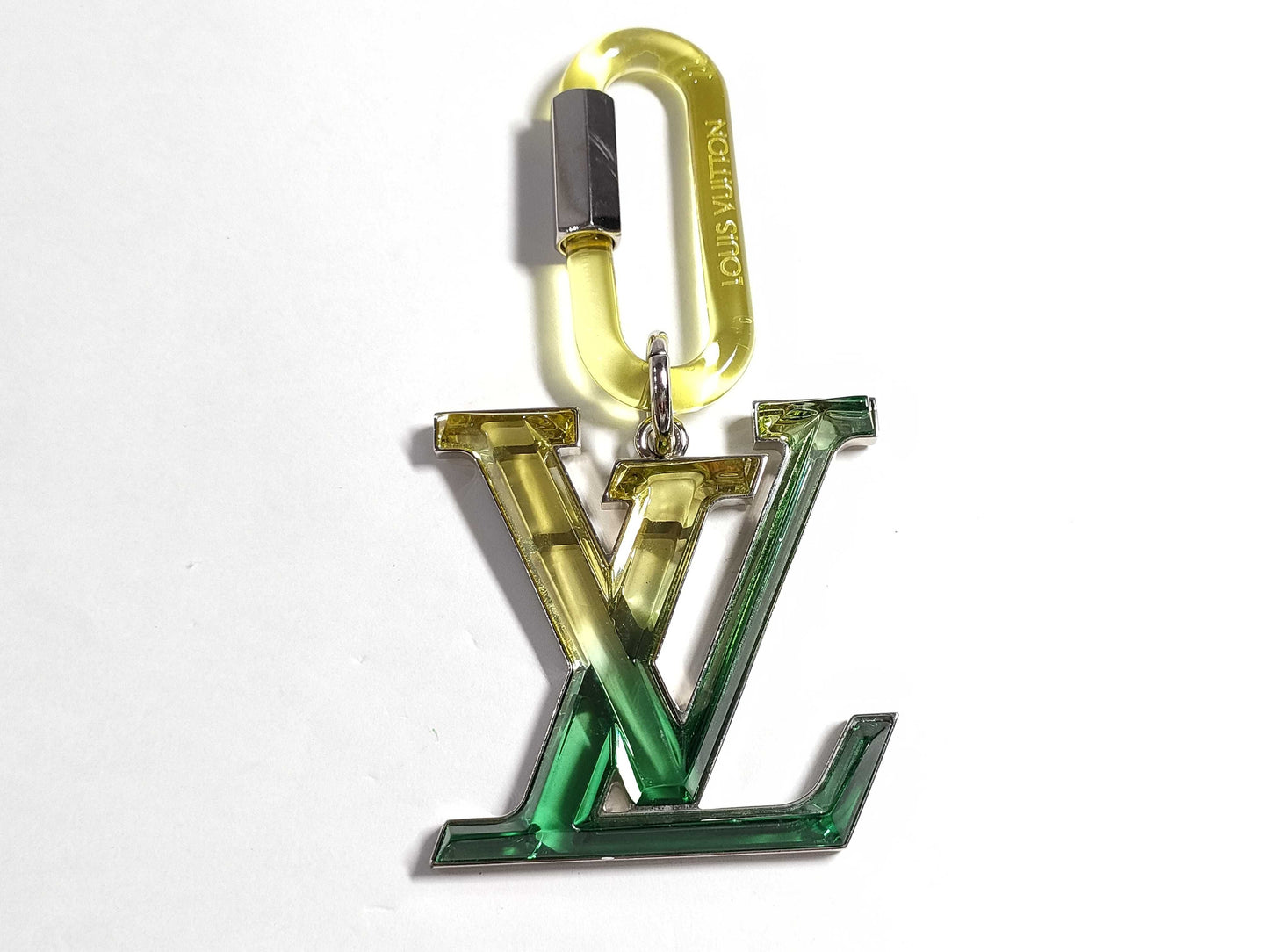LOUIS VUITTON MP2366 Bijoux Sac LV Prism LE0169 Charm Resin Green x Yellow IE0139 Charm