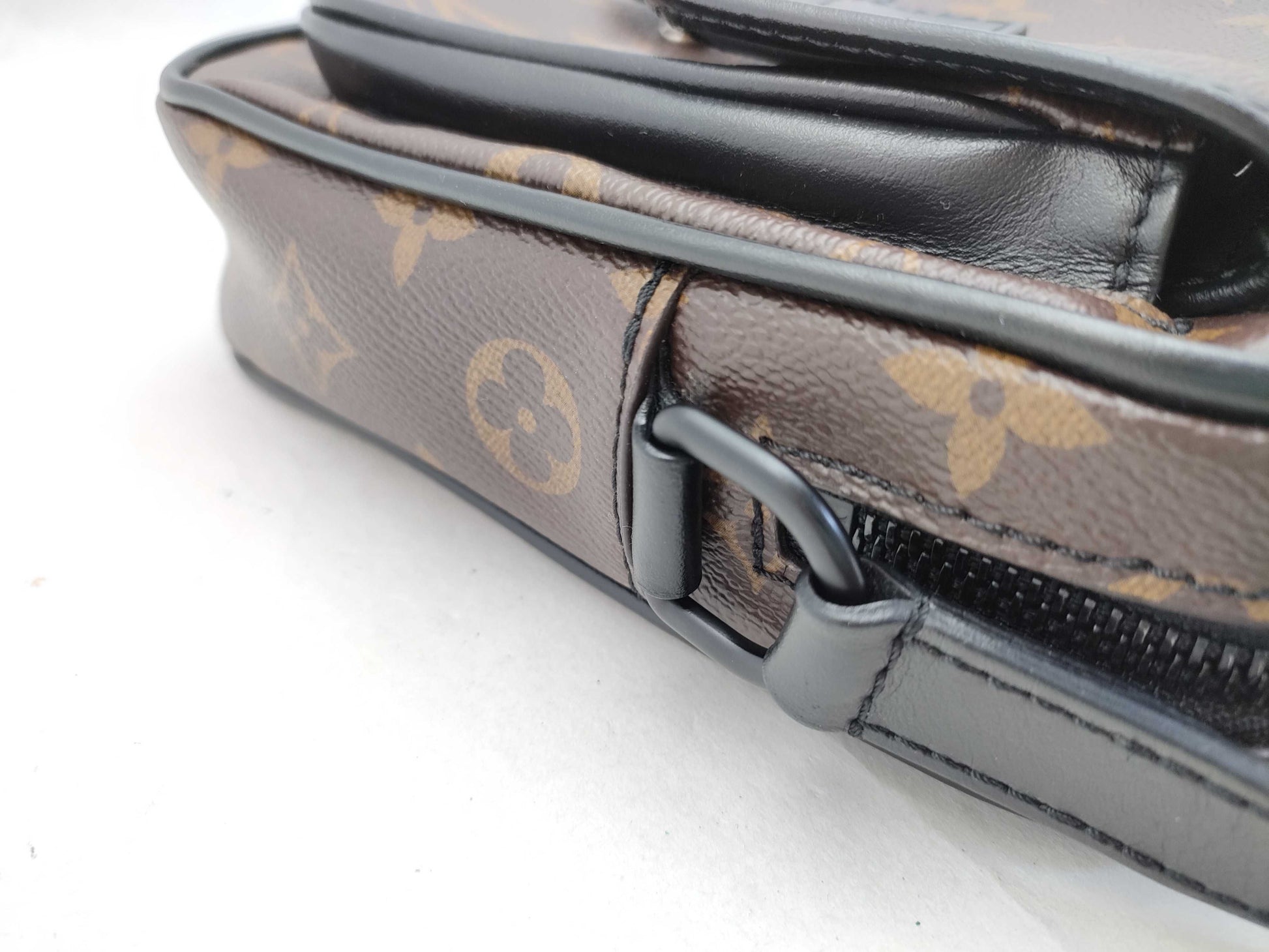 LOUIS VUITTON Monogram Macassar Christopher Wearable Wallet M69404 Brown x Black Shoulder Bag