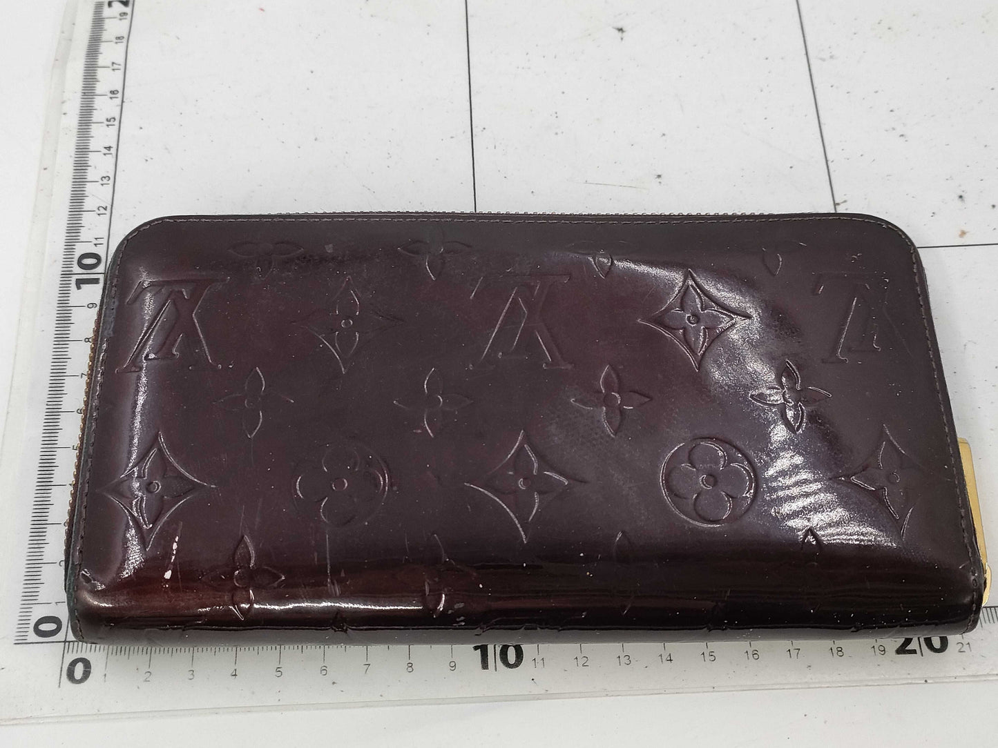LOUIS VUITTON Vernis Zippy Wallet Long Wallet M93522 Wallet