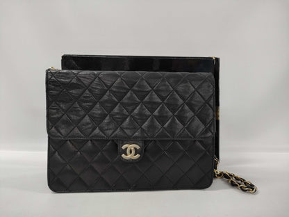 CHANEL Matelasse Chain Shoulder Bag