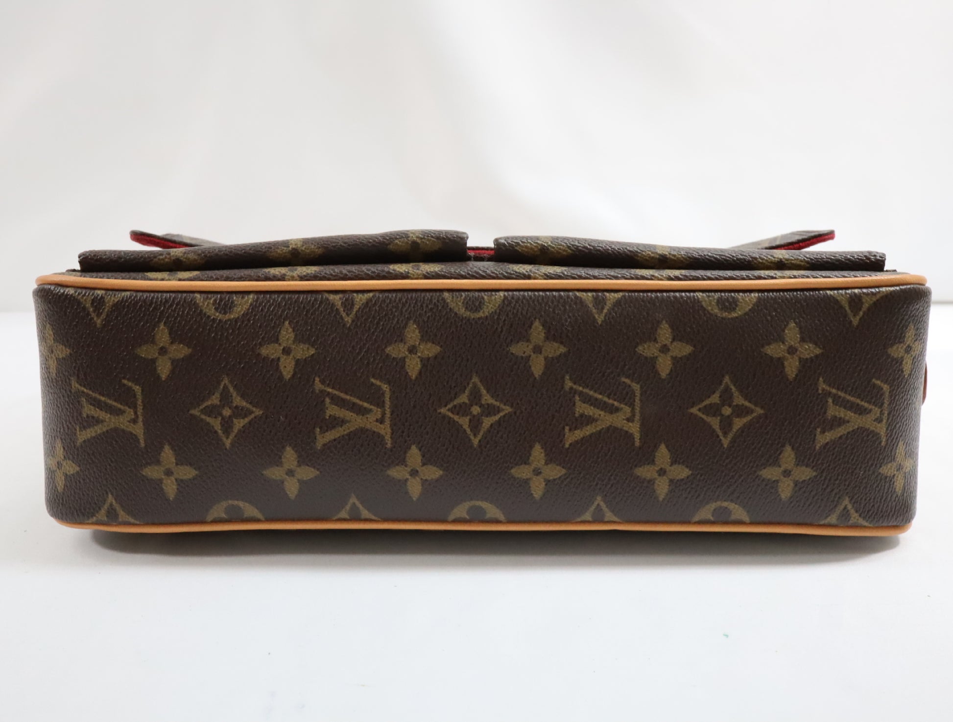 LOUIS VUITTON Louis Vuitton M51164 Monogram Vivashite MM Shoulder Bag