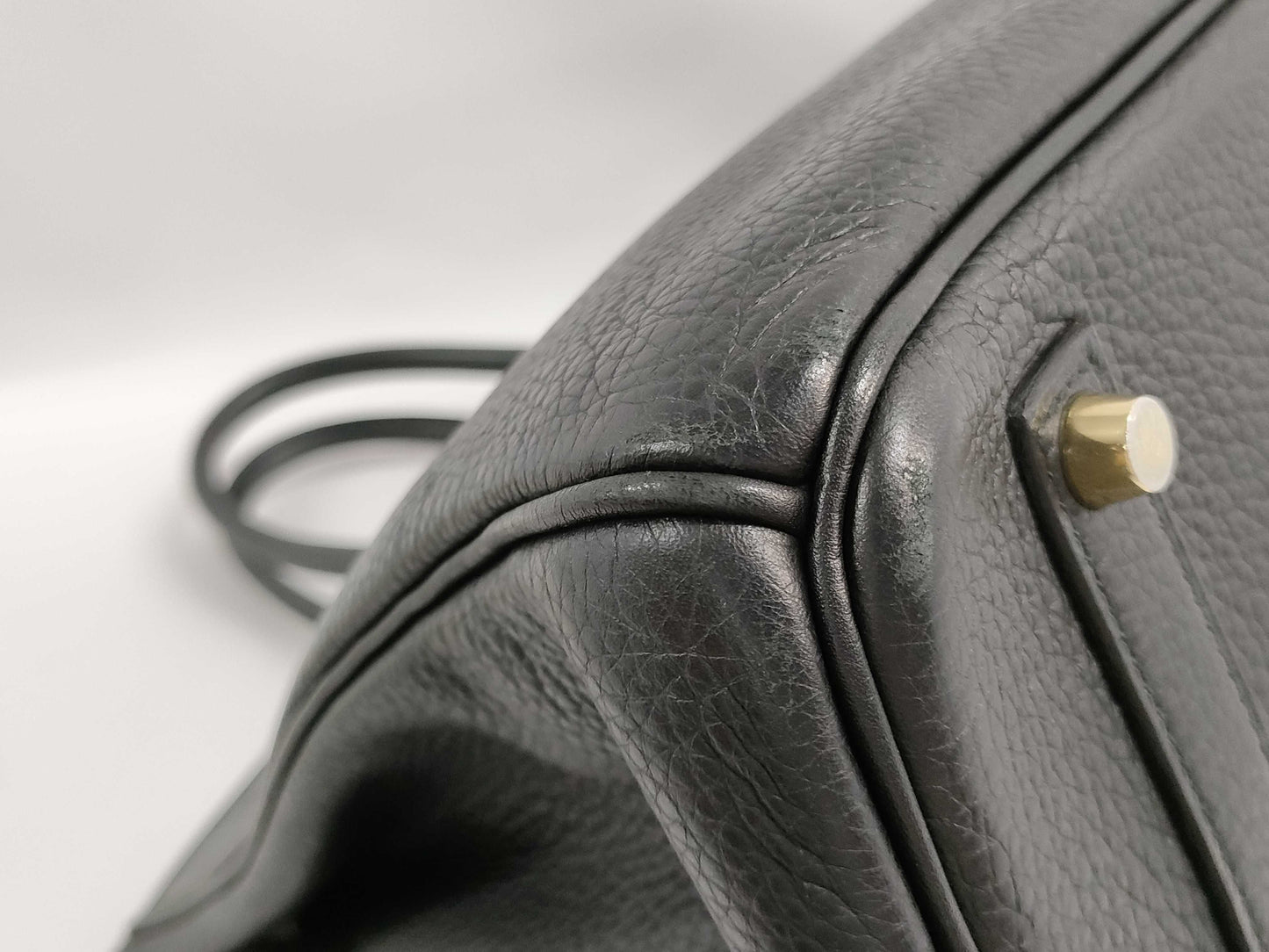 HERMES Birkin 35 Taurillon Clemence Leather Handbag with Gold Hardware, Black, K Stamp