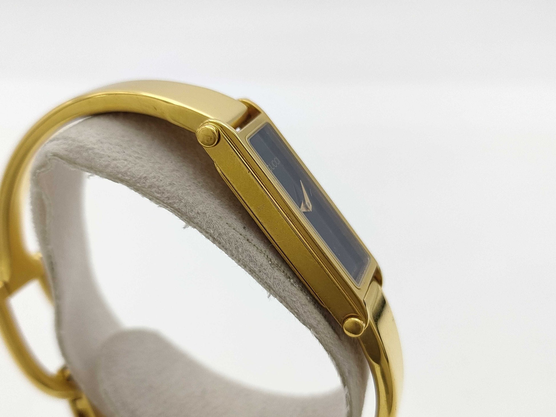 GUCCI 1500 0355692 Quartz Women's Watch