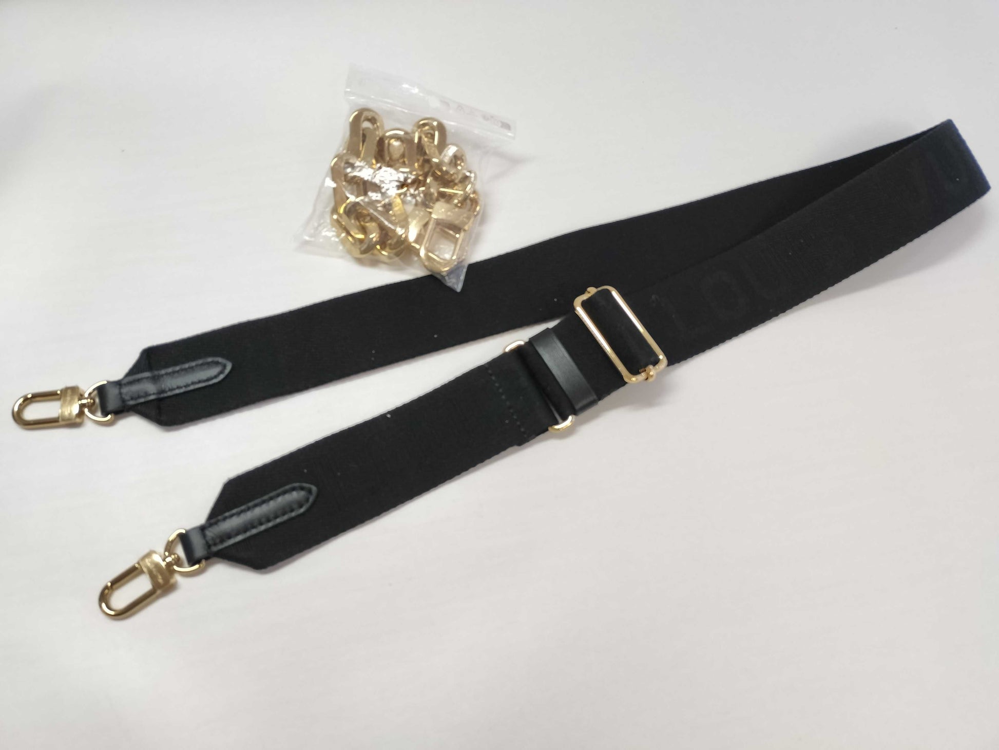 LOUIS VUITTON M12068 Cushion Hobo MM Shoulder Bag