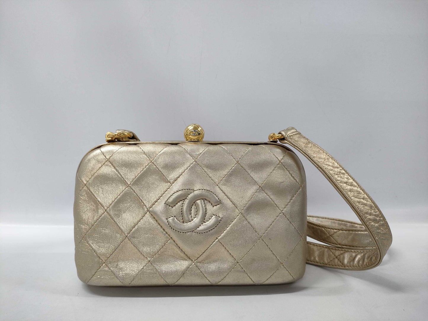 CHANEL Gold Clasp Shoulder Bag