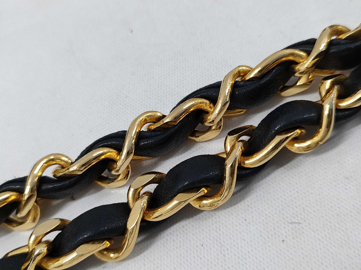 CHANEL Matelasse 23 Chain Shoulder Bag