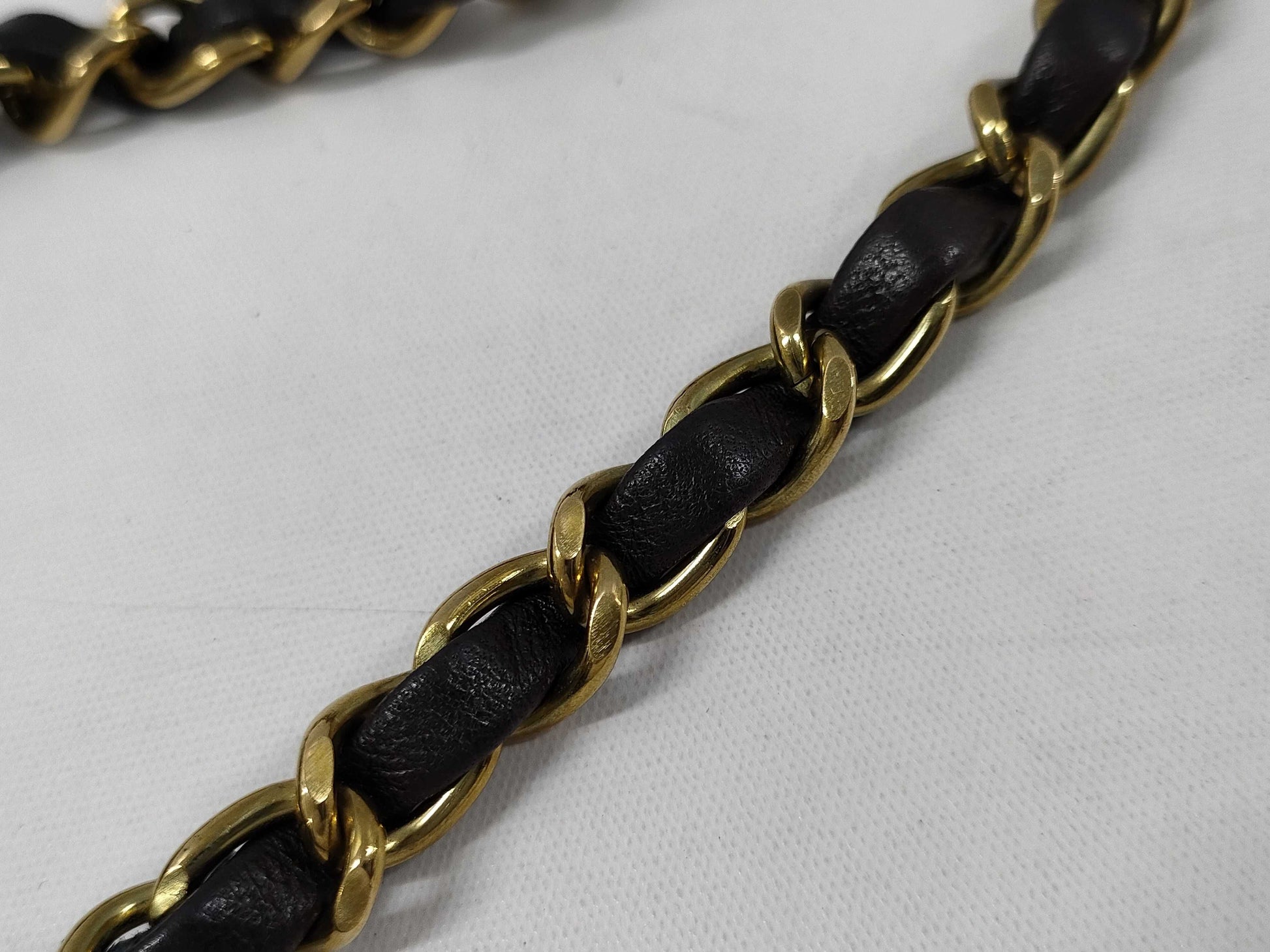 CHANEL Matelasse 23 Chain Shoulder Bag