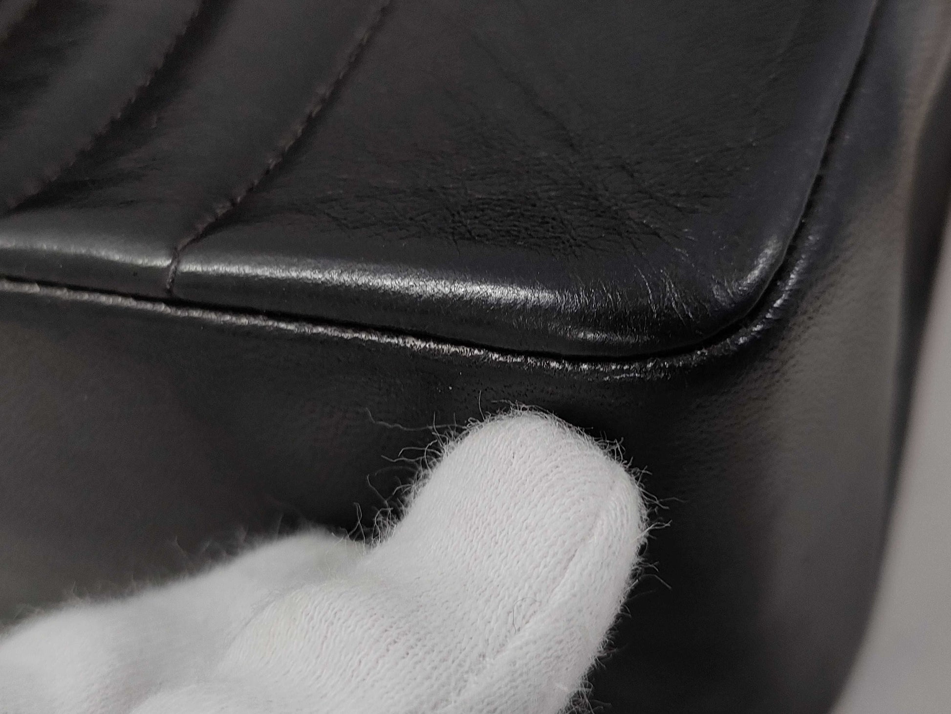 CHANEL Mademoiselle Chain Shoulder Bag