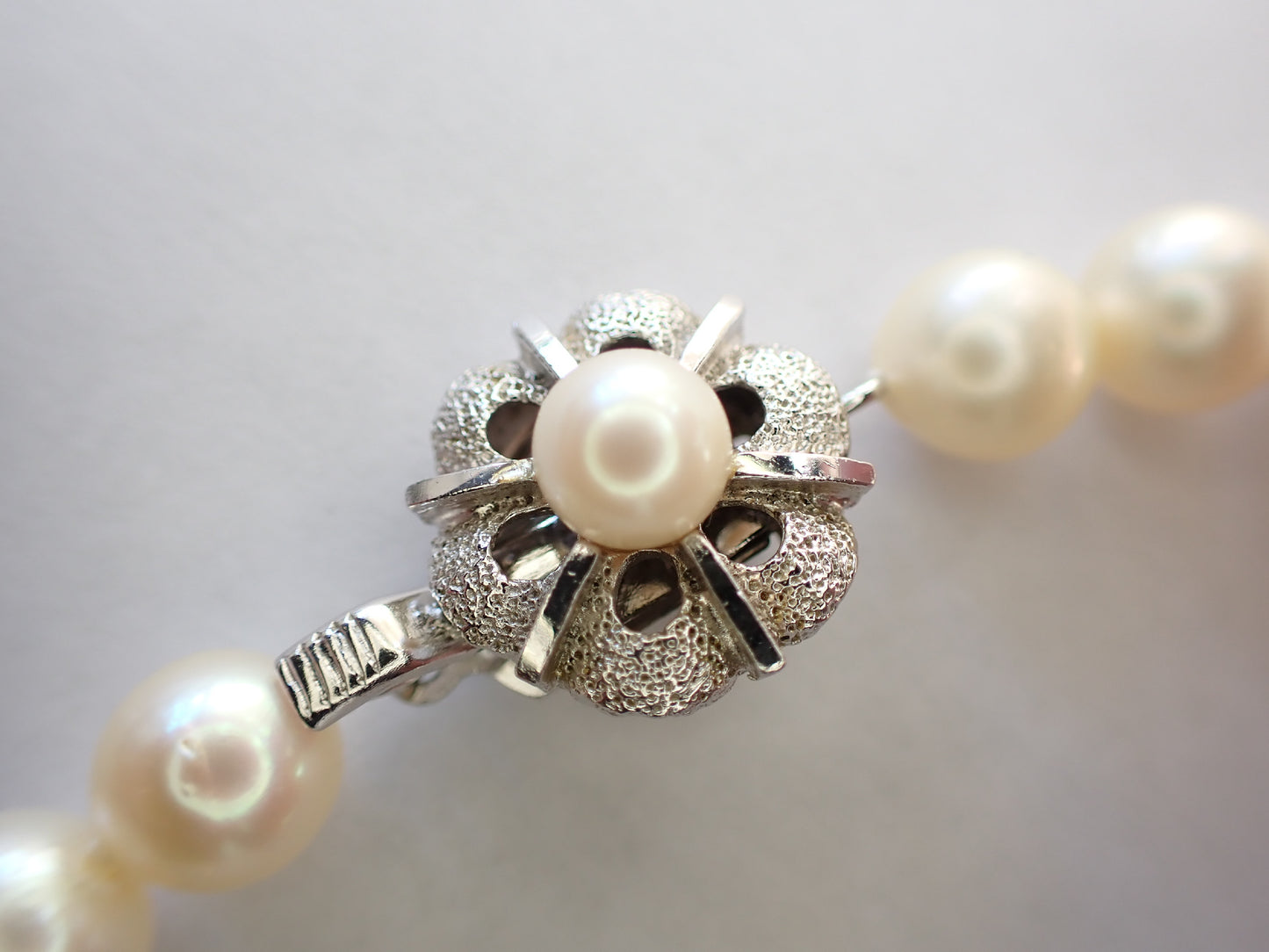 Pearl diameter approximately 7.3mm?7.9mm, Sterling Silver, 37.5g, Necklace 