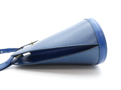 LOUIS VUITTON Epi Cluny Shoulder Bag