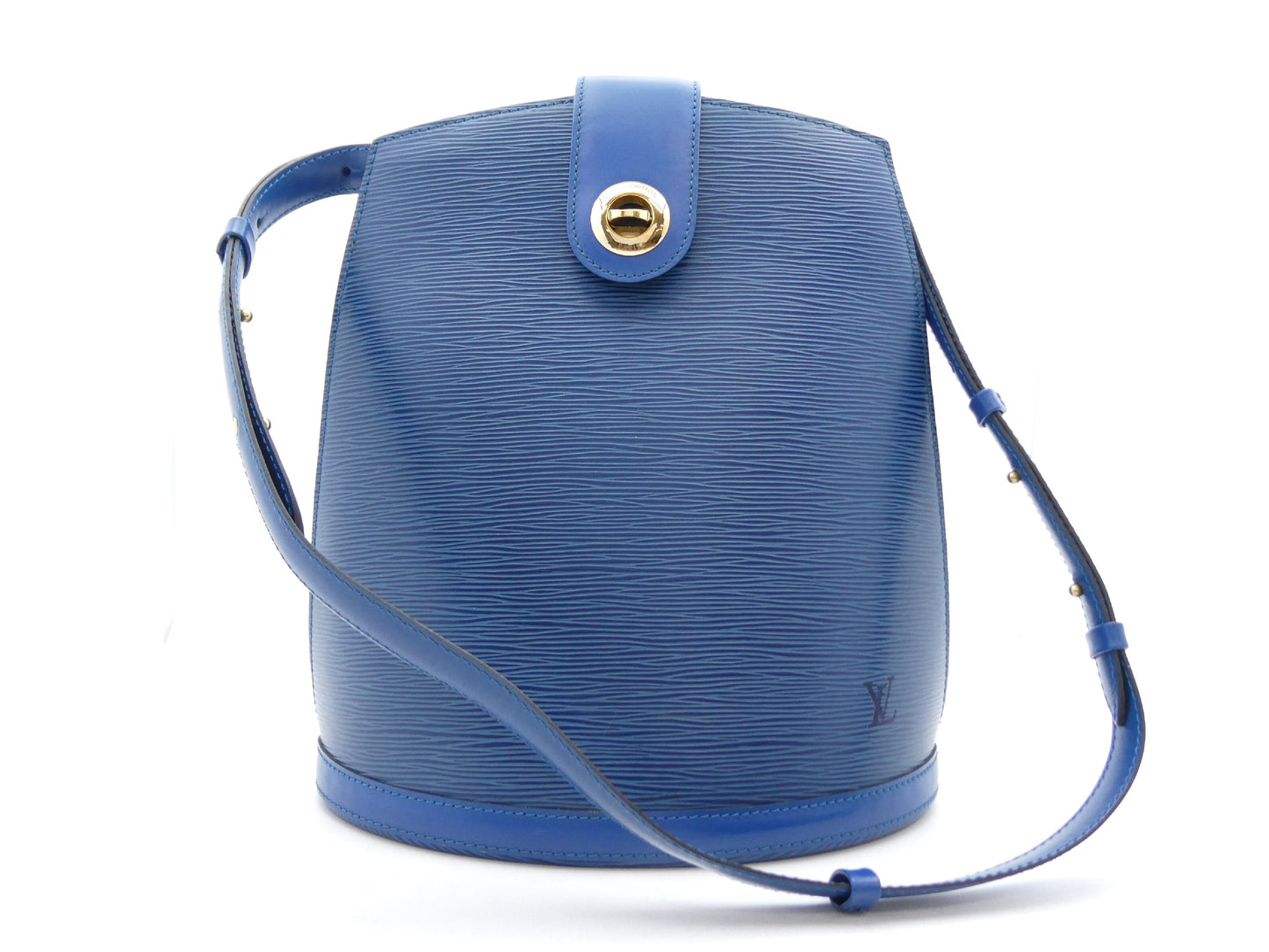 LOUIS VUITTON Epi Cluny Shoulder Bag