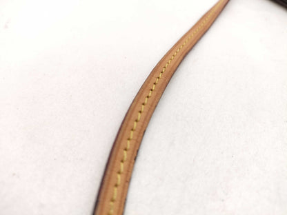 LOUIS VUITTON Monogram Louis Vuitton Pouch