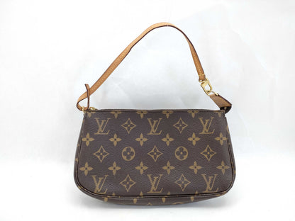 LOUIS VUITTON Monogram Louis Vuitton Pouch