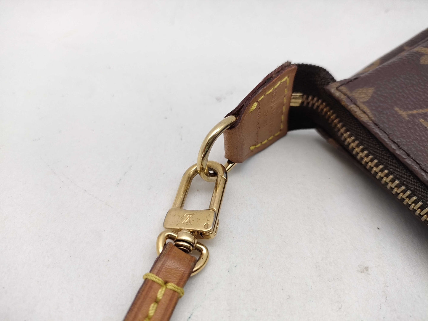 LOUIS VUITTON Monogram Louis Vuitton Pouch