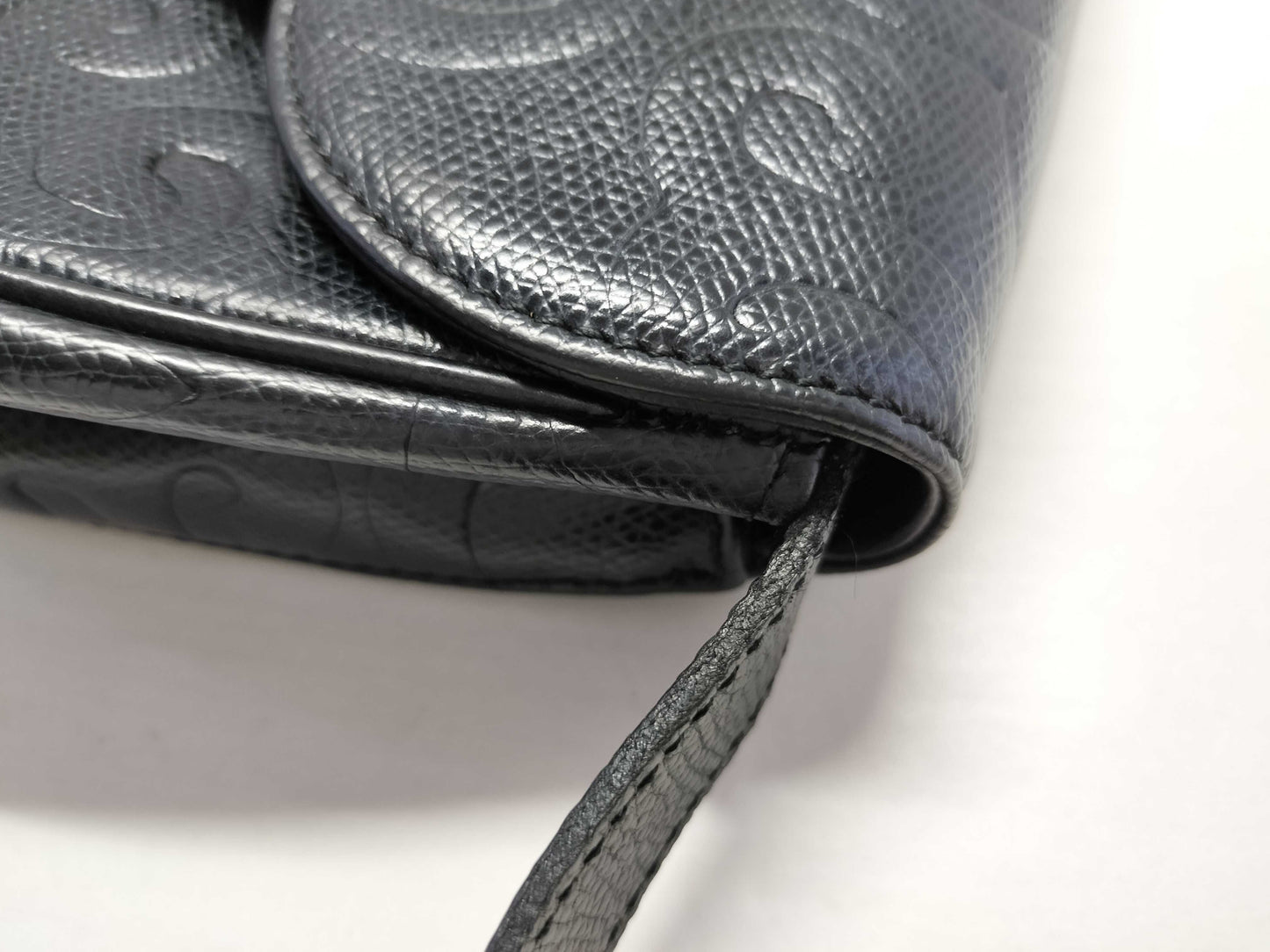 Yves Saint Laurent Arabesque Shoulder Bag