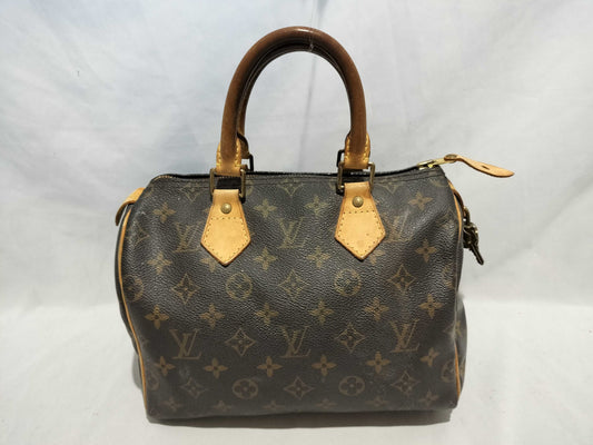 LOUIS VUITTON Monogram Louis Vuitton Monogram Speedy 25 Handbag