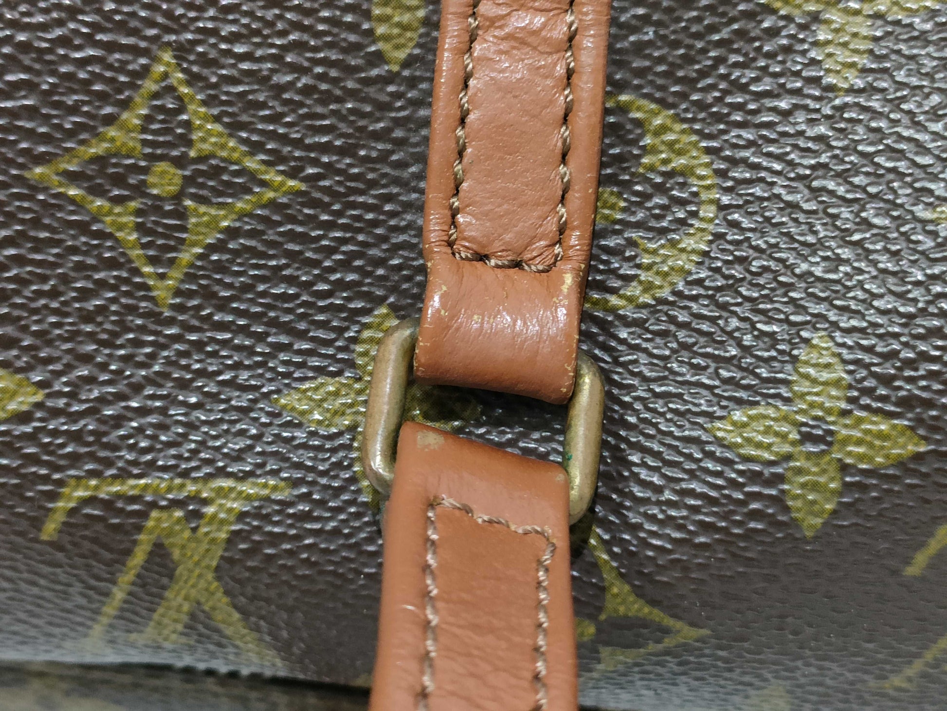 LOUIS VUITTON Monogram Papillon Handbag