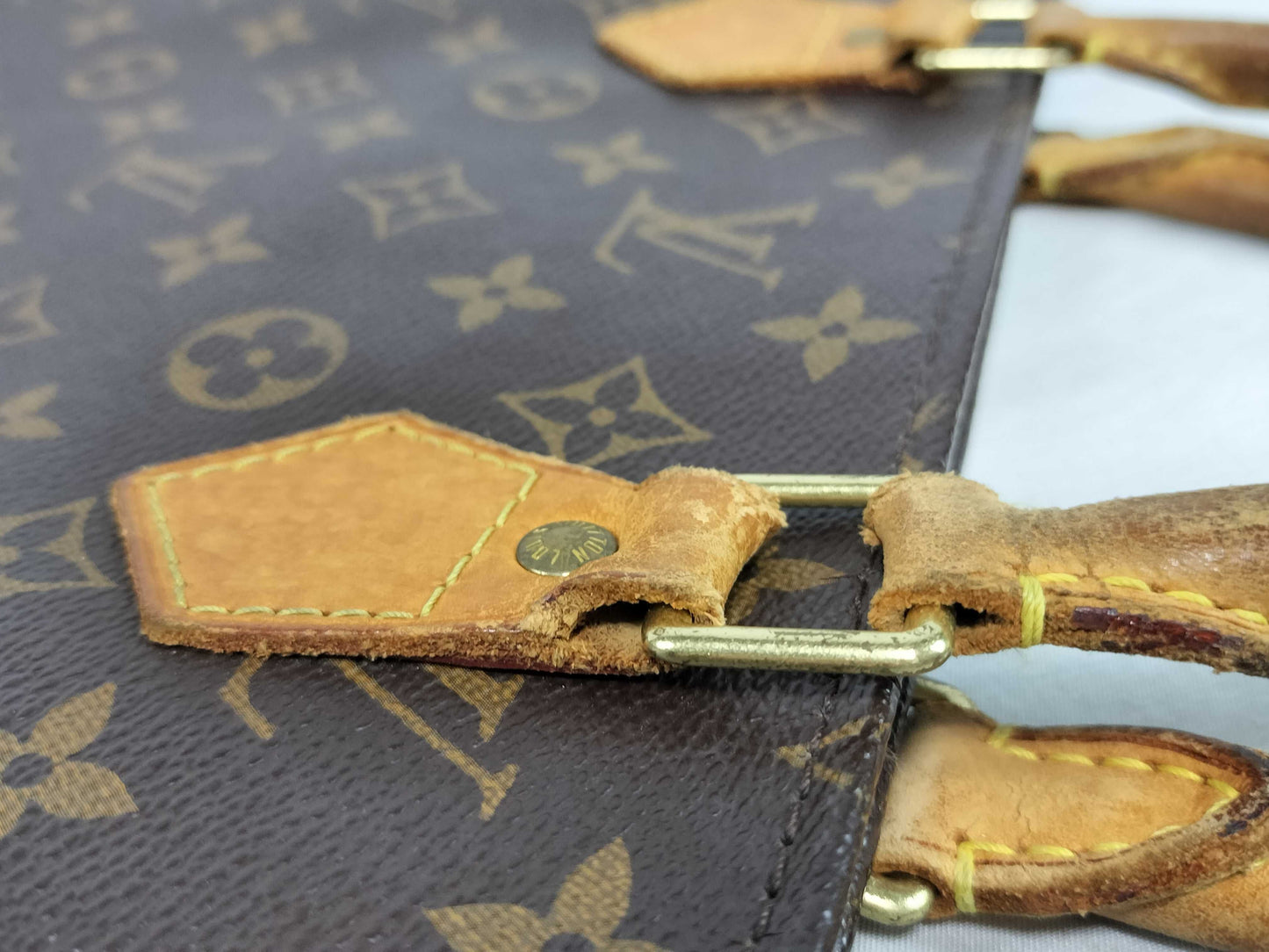 LOUIS VUITTON Monogram Louis Vuitton Monogram Sac Plat Tote Bag