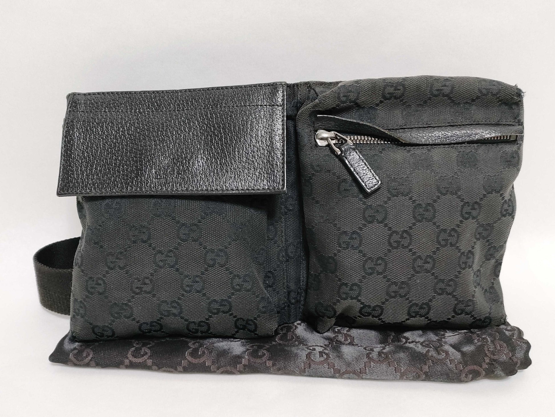 GUCCI GG Canvas Waist Pouch Waist Bag