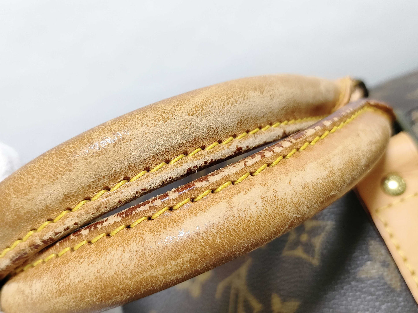 LOUIS VUITTON Monogram Louis Vuitton Monogram Keepall 60 Boston Bag