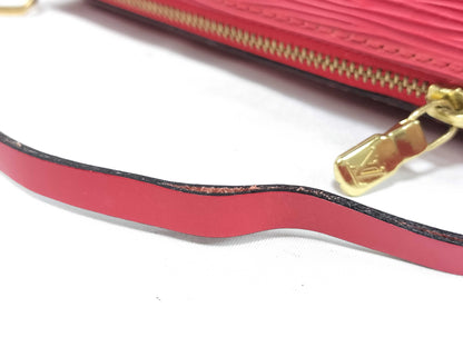 LOUIS VUITTON Epi Louis Vuitton Epi Pouch Handbag