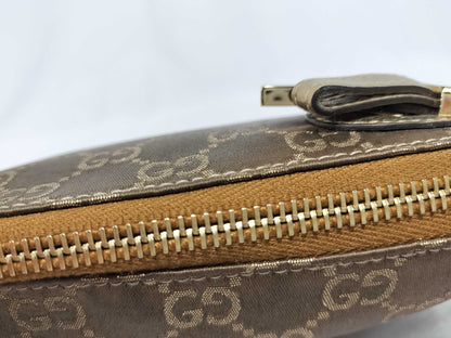 GUCCI GG Canvas Pouch Gucci GG Canvas Pouch