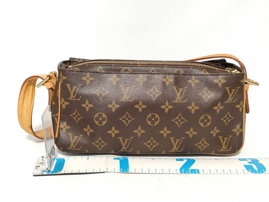 LOUIS VUITTON Monogram Louis Vuitton Monogram Viva Cite MM Shoulder Bag
