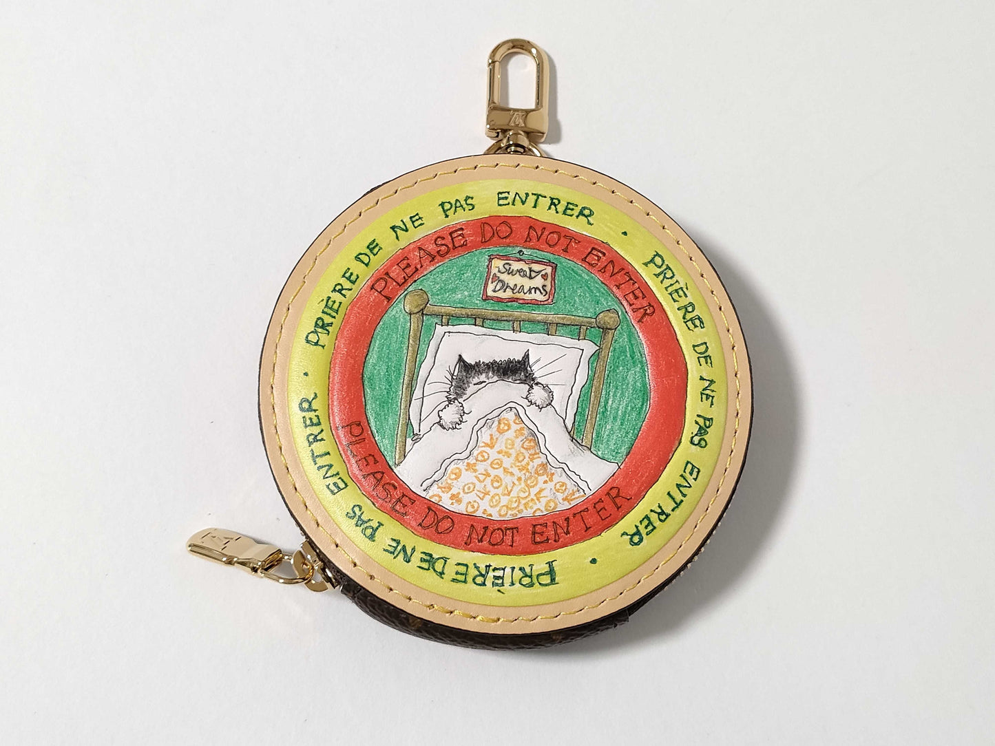 LOUIS VUITTON Monogram Louis Vuitton Limited Collaboration Grace Coddington Slippy Coin Purse Bag Charm Regular Price: ¥101,200 Coin Case