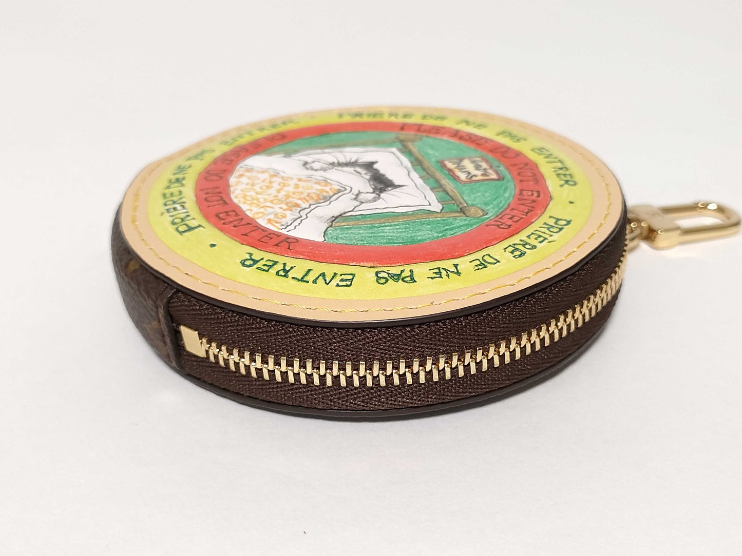 LOUIS VUITTON Monogram Louis Vuitton Limited Collaboration Grace Coddington Slippy Coin Purse Bag Charm Regular Price: ¥101,200 Coin Case