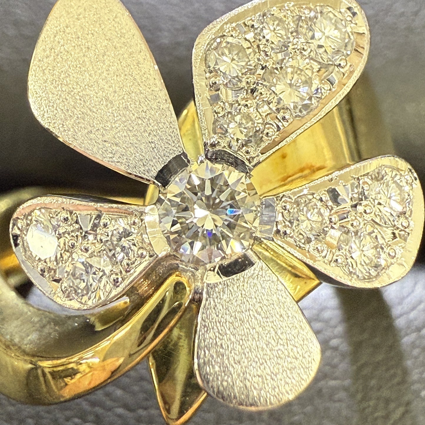 D0.18ct/0.30ct K18/PT900 14.3g Ring 