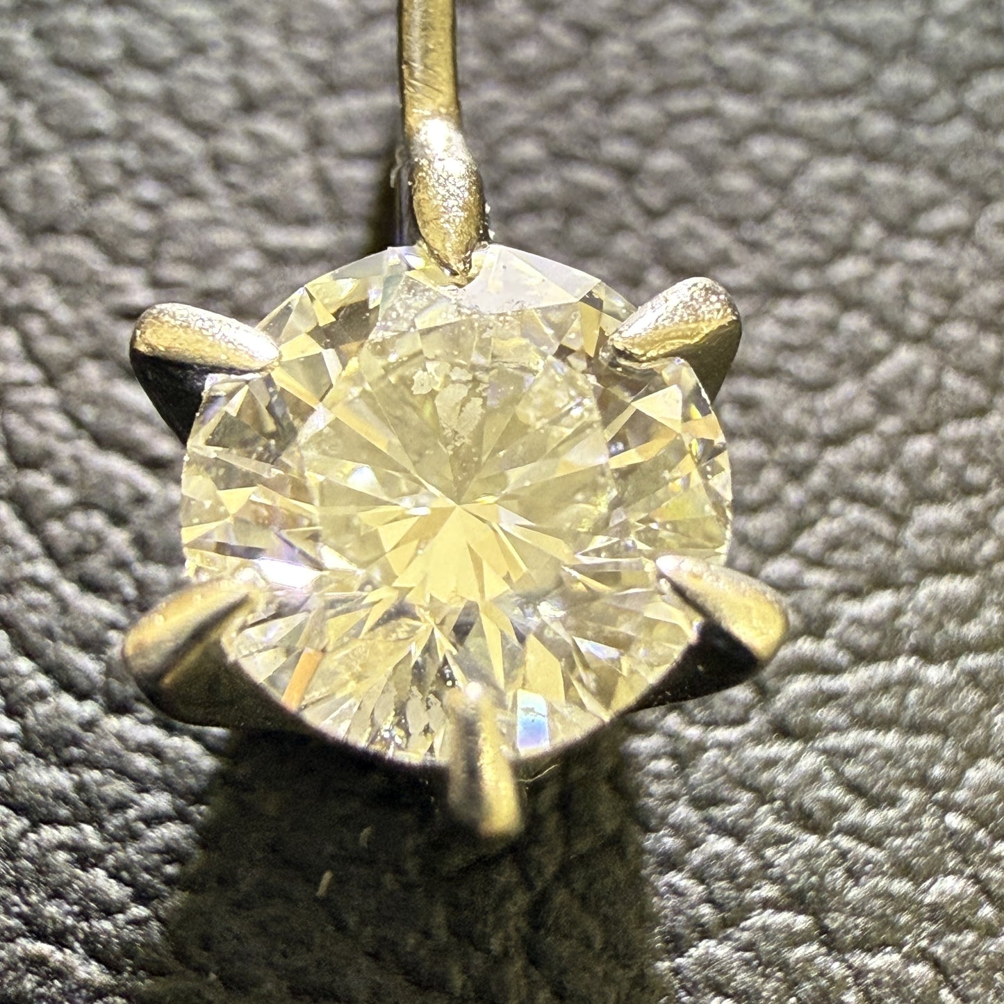 D0.334ct PT900 0.5g Pendant Top 