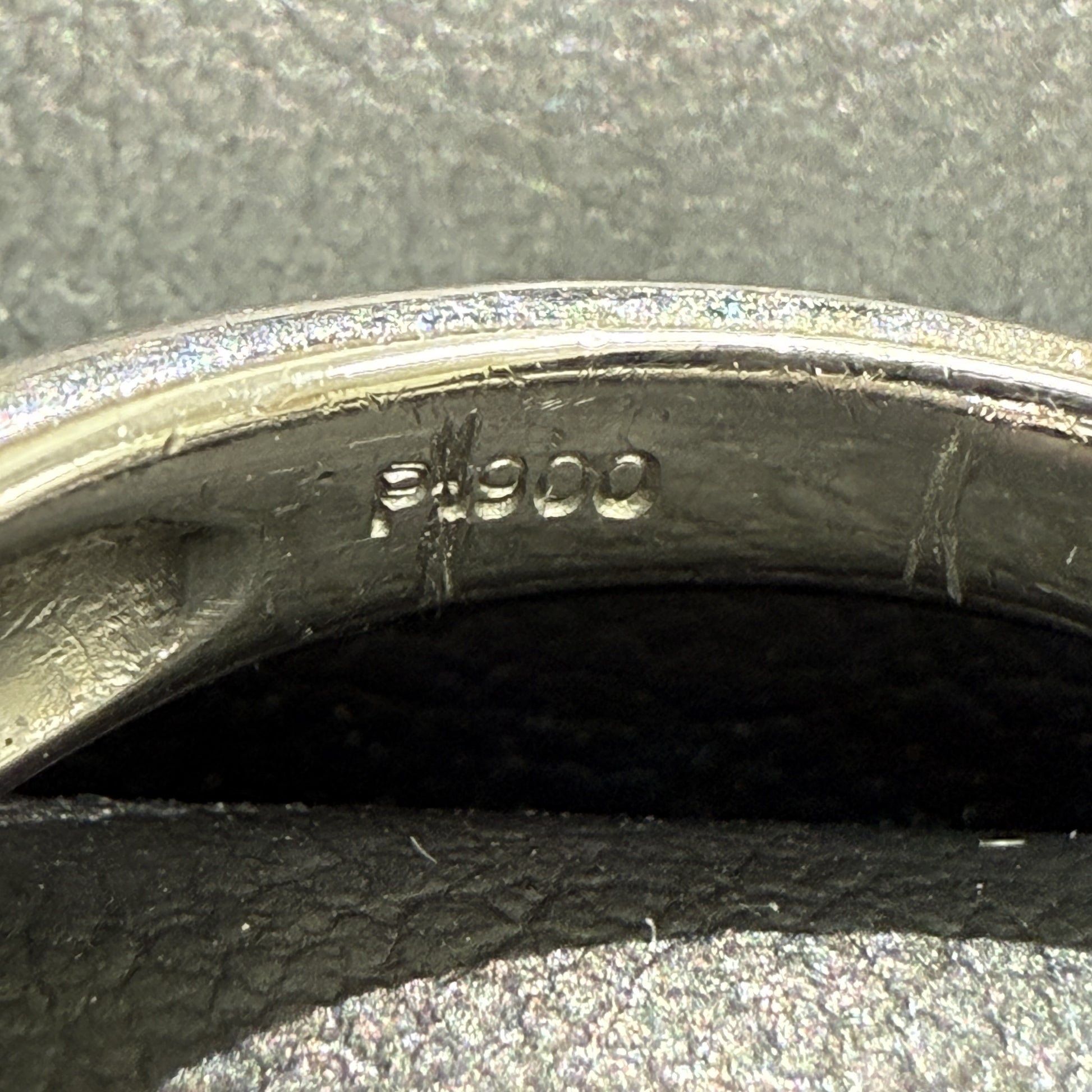 D1.009ct FD0.553ct PT900 10.9g Ring 