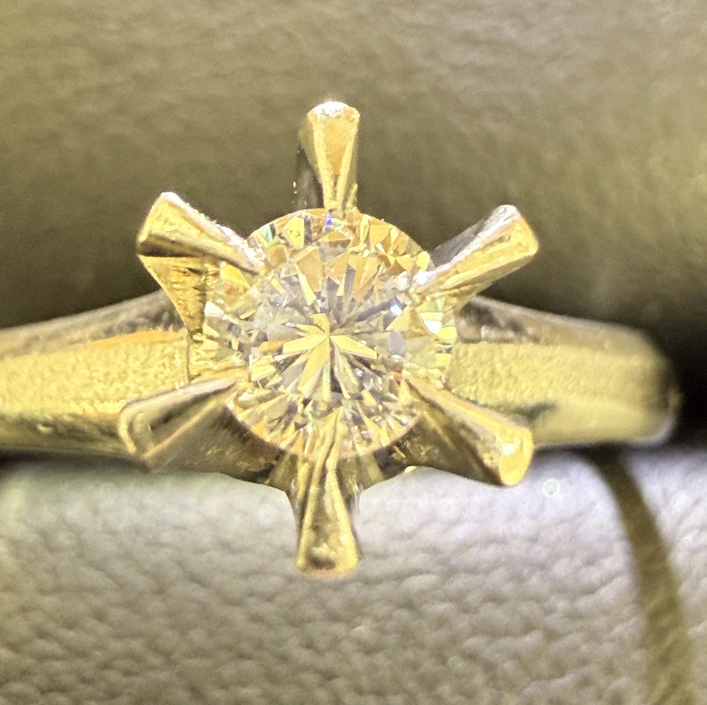 D0.21ct PT900 3.7g Ring 