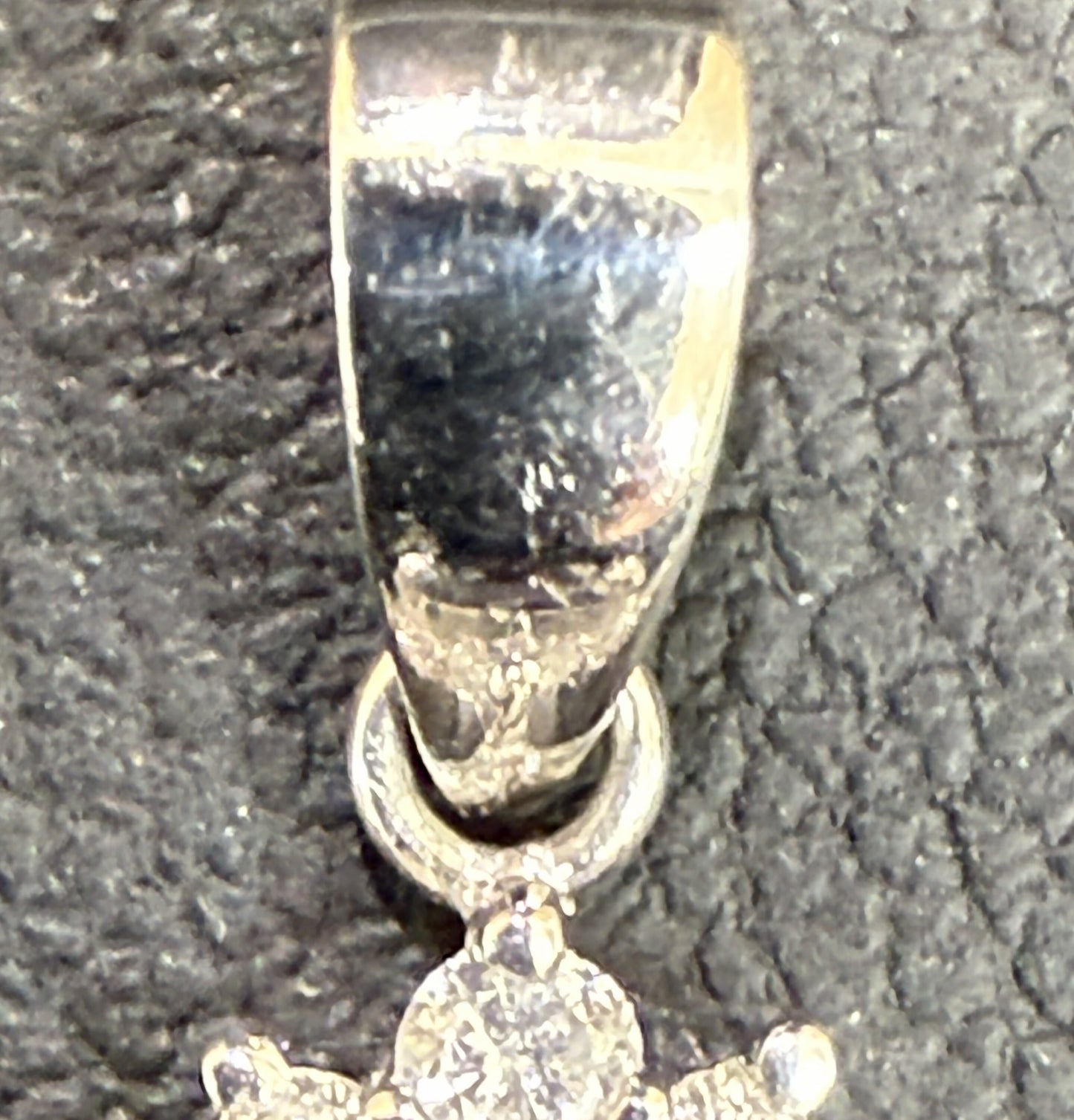 CRESCENT VERT Synthetic Stone 0.67ct D0.15ct PT900 2.0g Pendant Top 