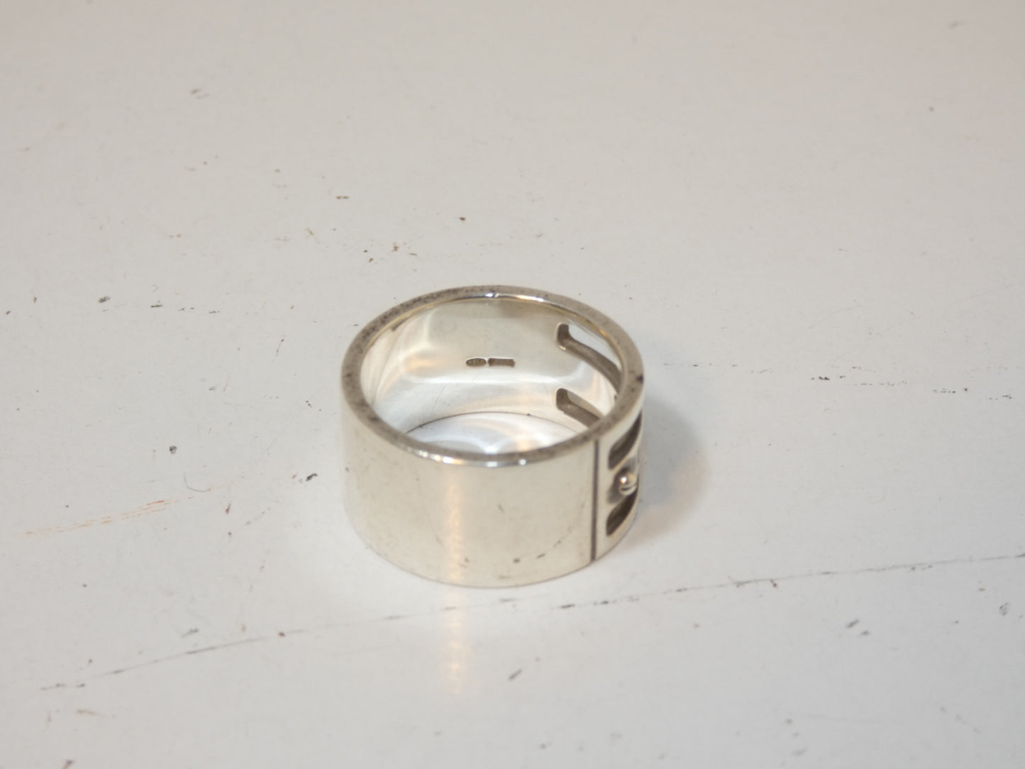 GUCCI logo silver ring