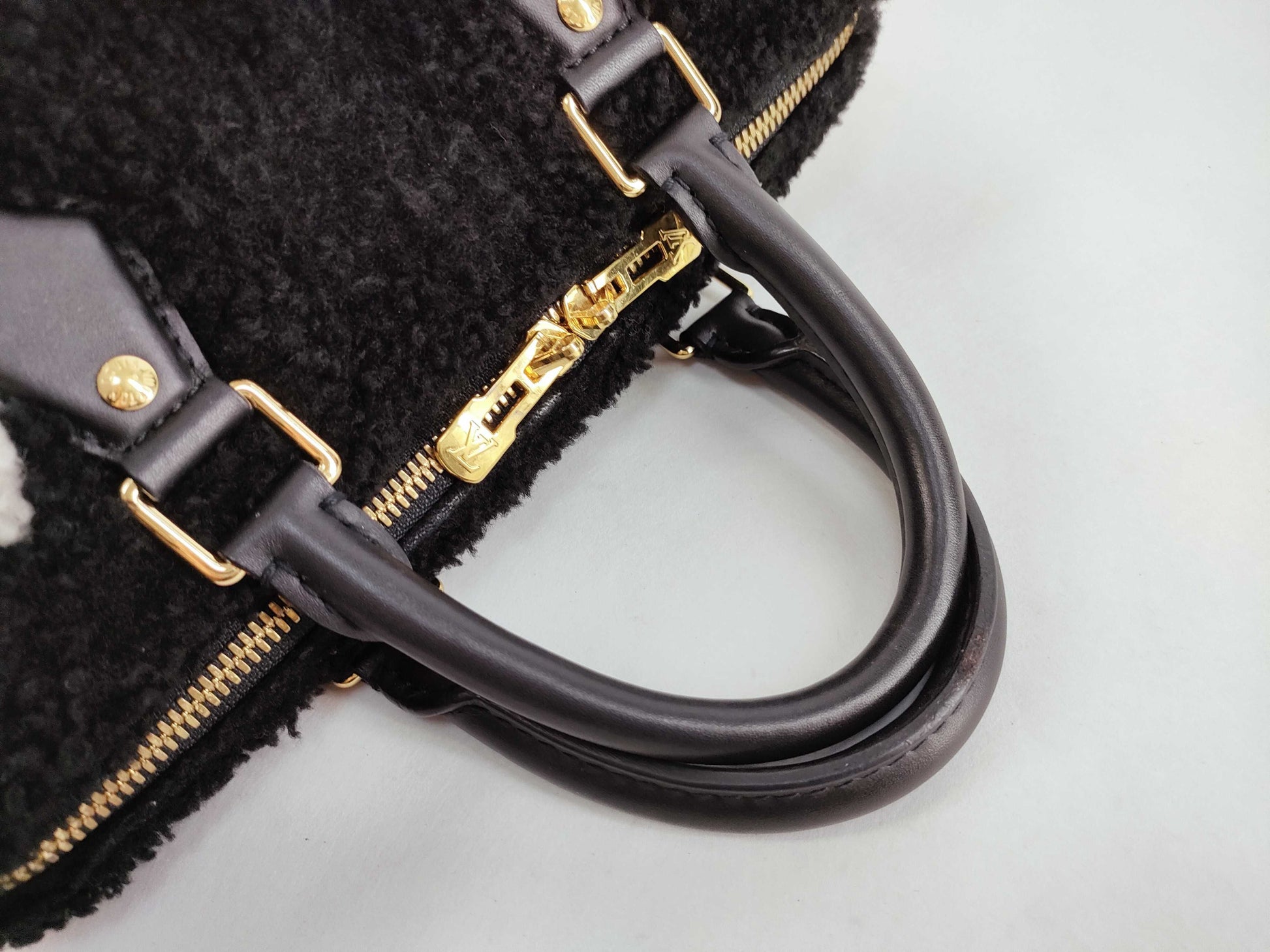 LOUIS VUITTON Monogram Teddy Speedy Bandouliere 25 M55423 Handbag