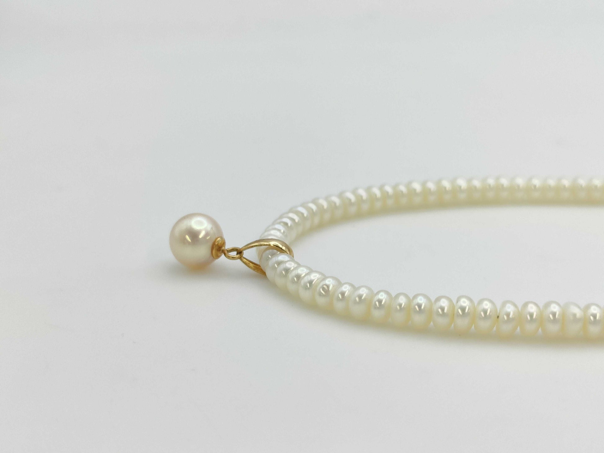 Semi-round pearl diameter: approximately 3.8-4.1mm, pearl diameter: approximately 7.1mm, 18K gold, 11.0g, necklace 