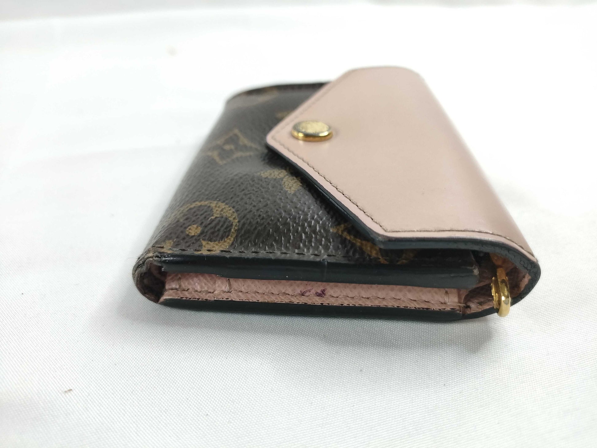 LOUIS VUITTON Monogram Louis Vuitton Monogram Wallet