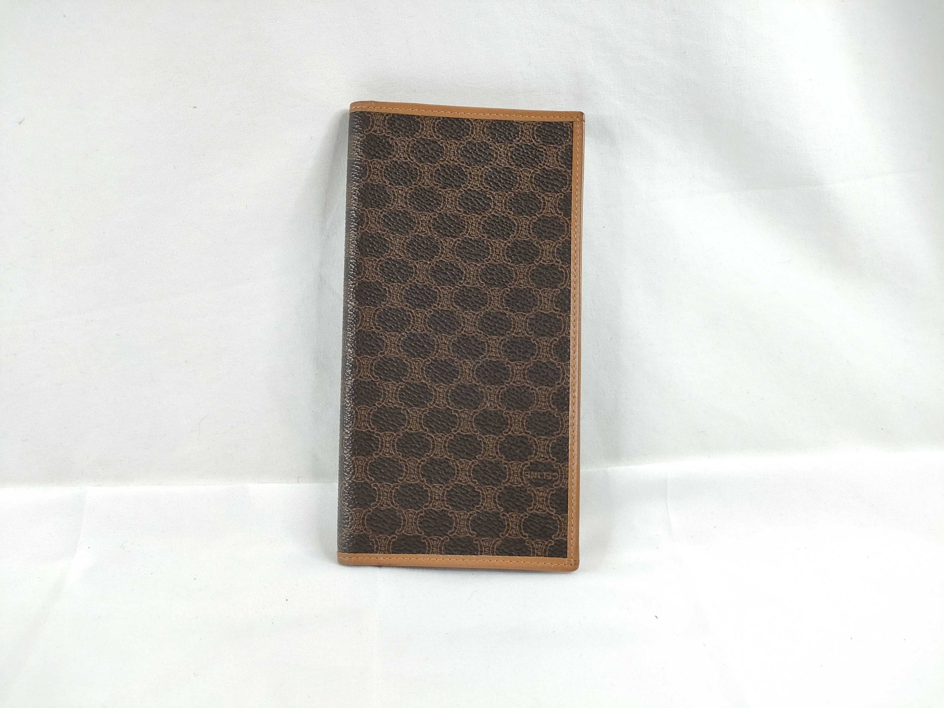 CELINE Long Wallet with Billfold