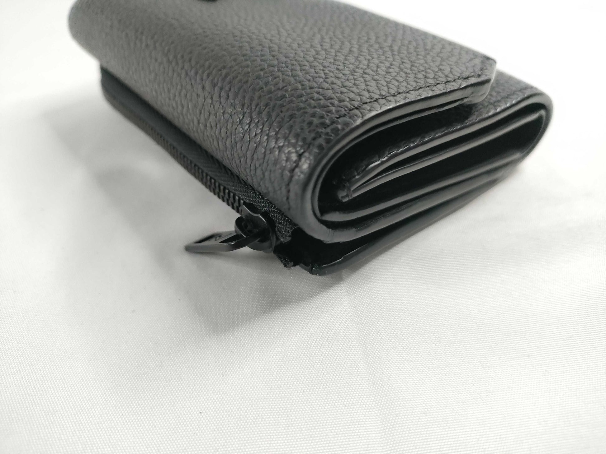 LOUIS VUITTON Aerogram Pilot M81740 Wallet with IC Tag, Noir