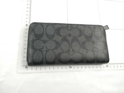 COACH long wallet