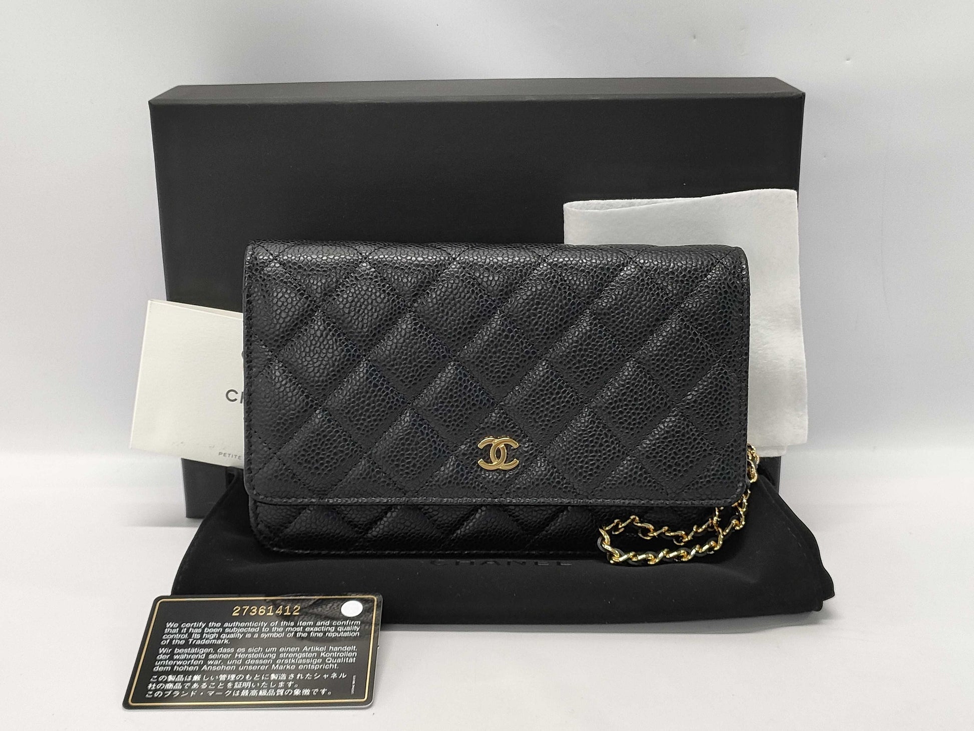 CHANEL Caviar Leather Chain Wallet A33814 Gold Hardware Black 27 Series Shoulder Bag