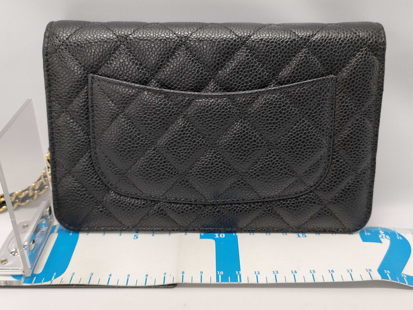 CHANEL Caviar Leather Chain Wallet A33814 Gold Hardware Black 27 Series Shoulder Bag