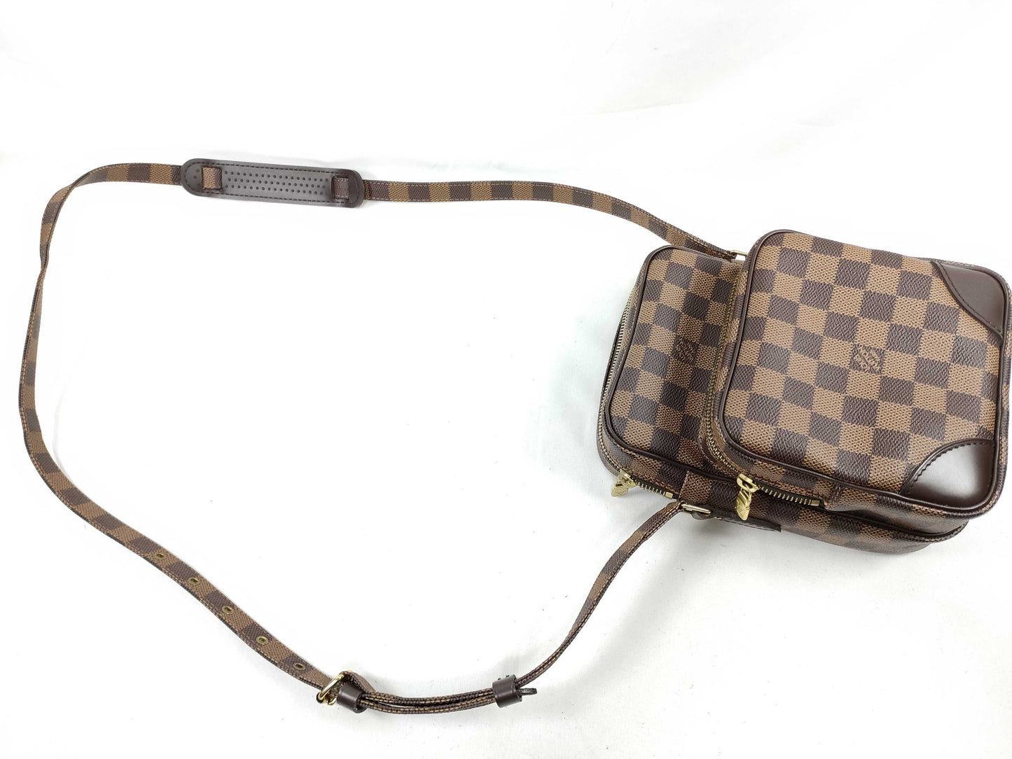 LOUIS VUITTON Damier SPO Damier Amazon N48074 TH0049 Shoulder Bag