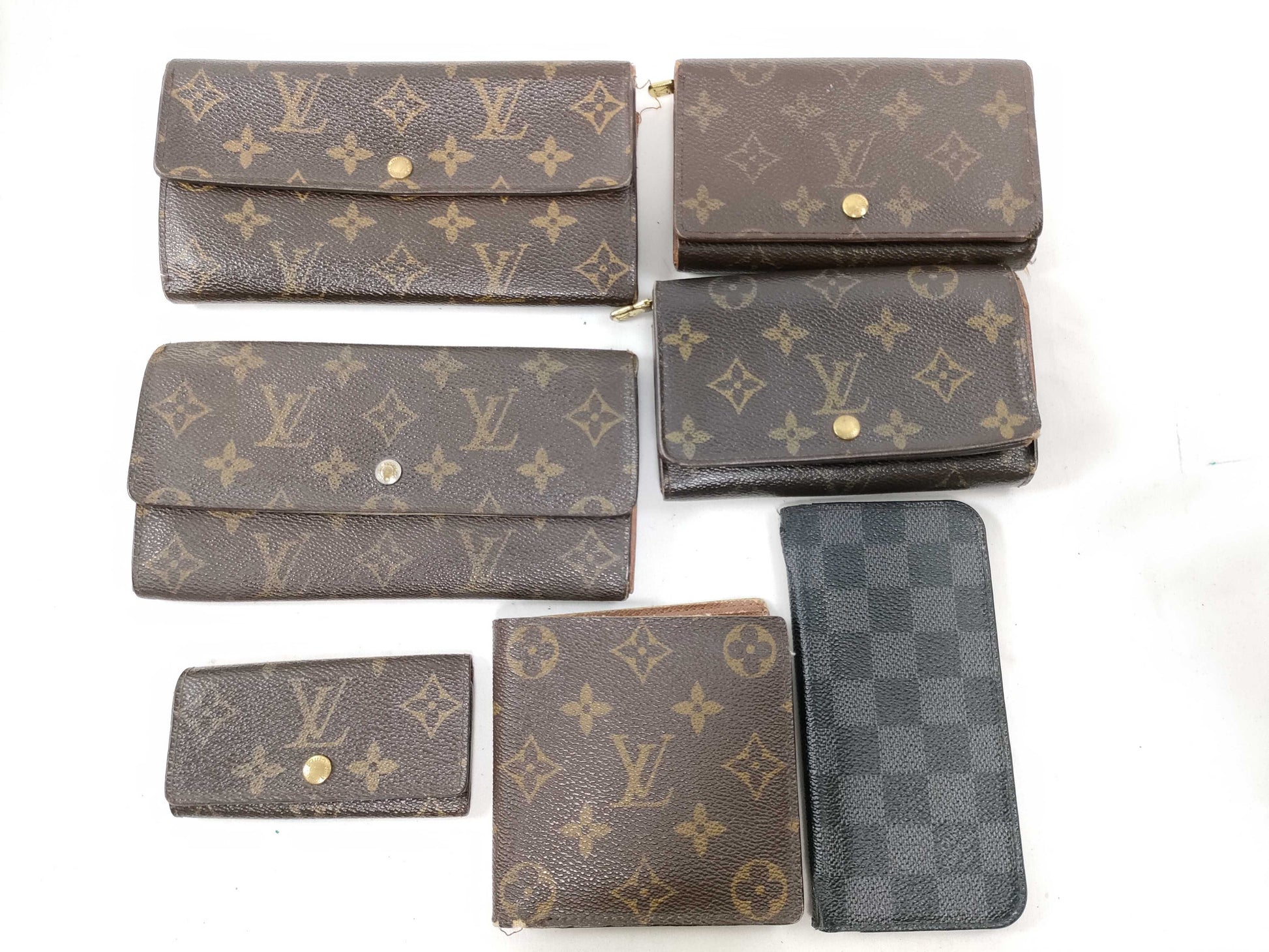 LOUIS VUITTON Monogram Louis Vuitton Monogram Wallet Accessories 7-Piece Wallet