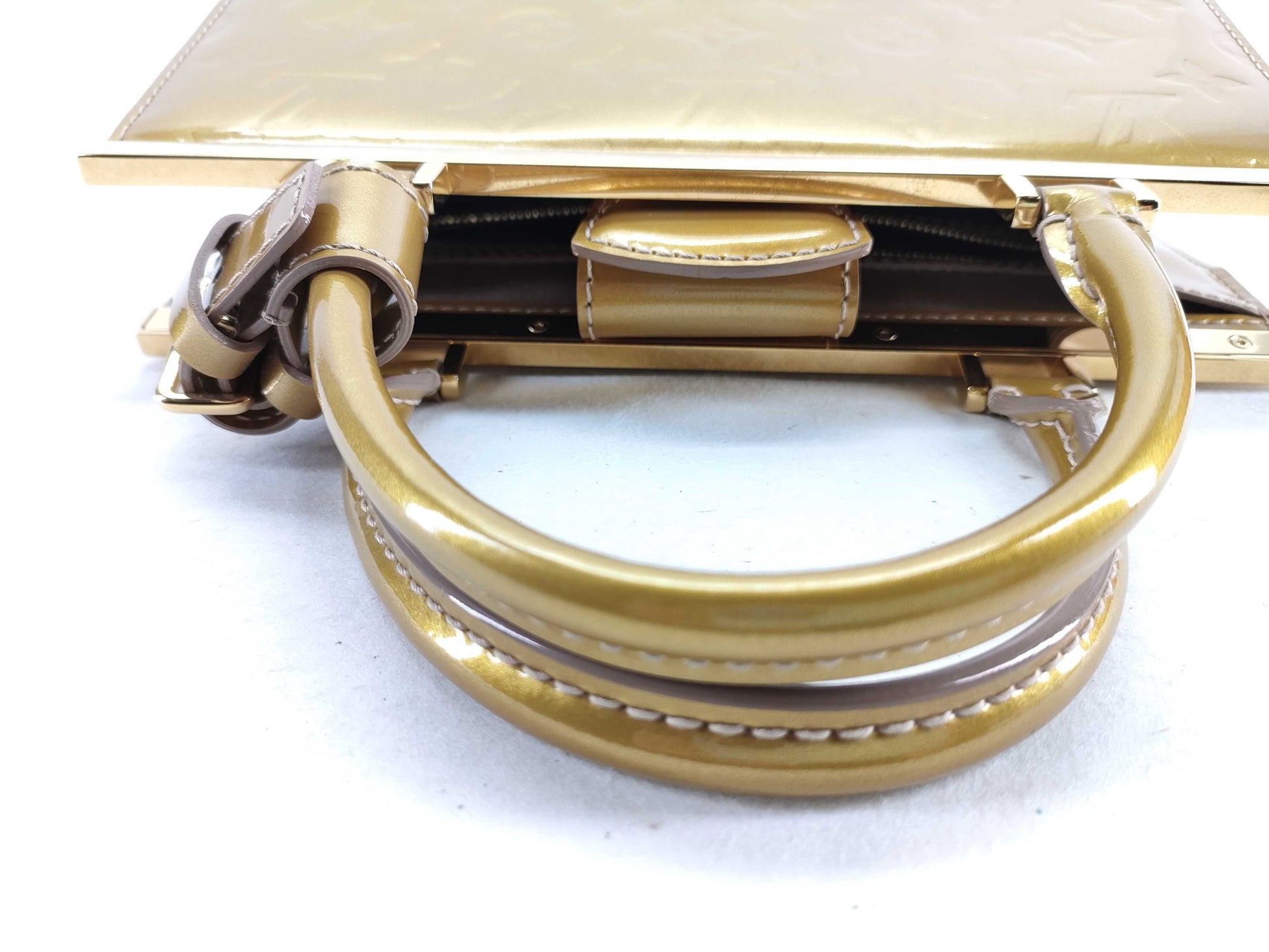 LOUIS VUITTON Vernis Louis Vuitton Vernis Dess PM Tote Bag