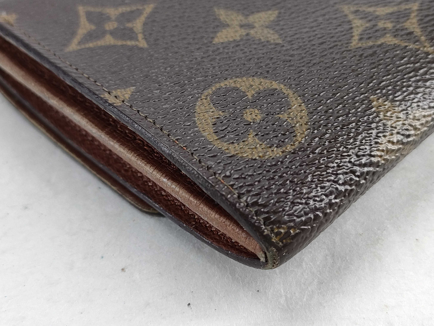 LOUIS VUITTON Monogram Louis Vuitton Monogram Porte Monnaie Credit Wallet