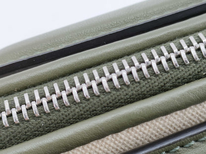 FENDI By the Way 2-Way Bag Accessories: Dust bag, Shoulder strap, Handbag